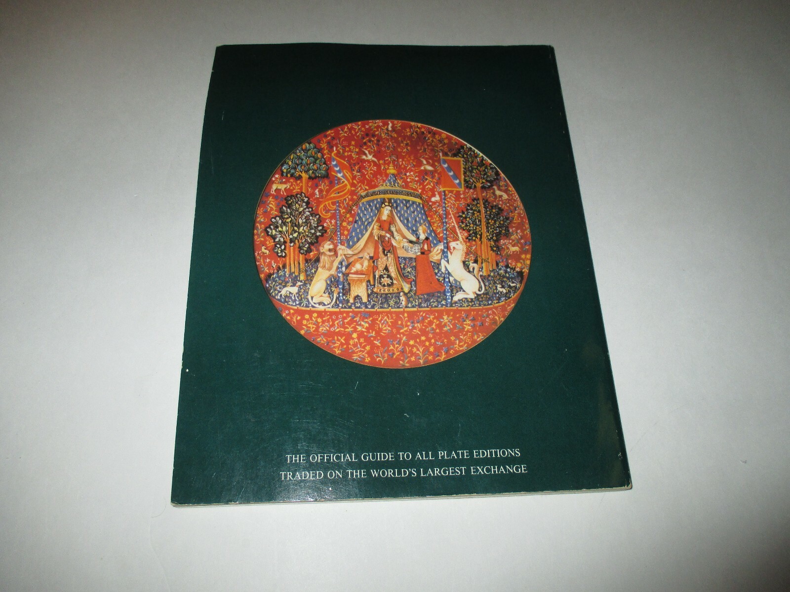 1977 The Bradford Book of Collector's Plates