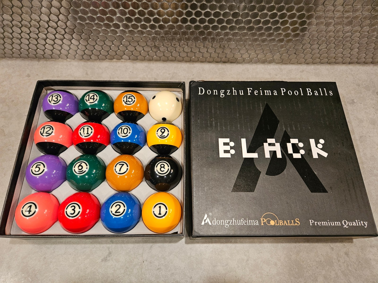 ビリヤード DongzhuFeima  Pool Balls Black Dongzhu Feima Billiard Pool Balls Complete Set - 16 Piece
