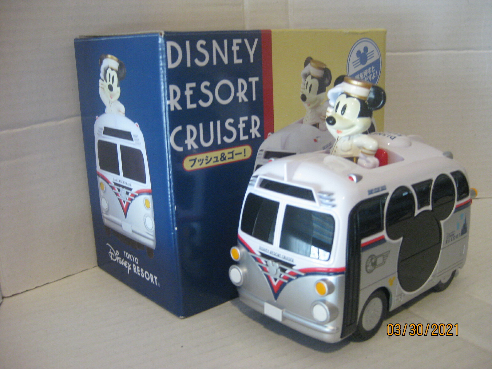 Disney Racers ミッキーマウストランスポーター Truckin' Tuesday! Disney Racers Mickey Mouse Transporter