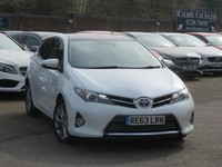 2013 Toyota Auris 1.8 VVTi Hybrid Excel 5dr CVT Auto White HATCHBACK Petrol/Elec