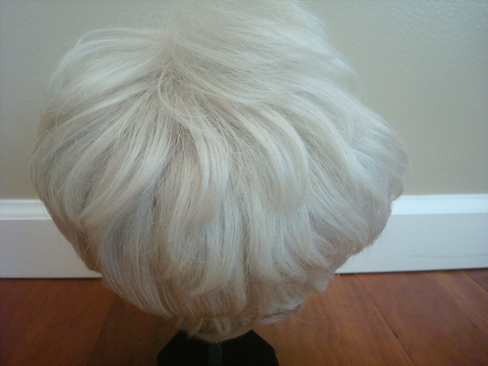 WIG COSTUME STAR SHORT WHITE HAIR DRESS UP