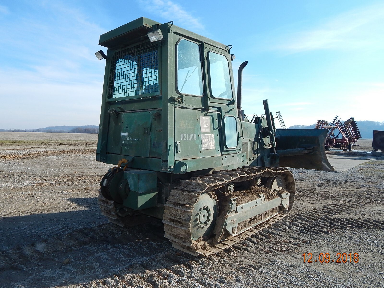 Case 1150E bulldozer military dozer loader