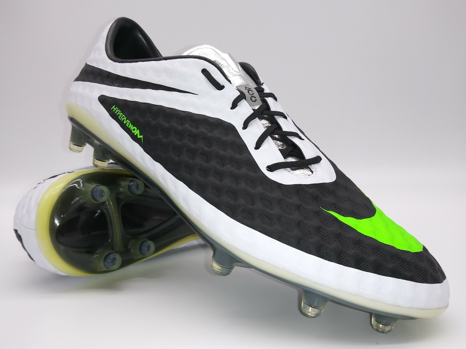 Nike Mens Rare Hypervenom Phantom FG 599843 031 White Black Soccer Cleats:  купить с доставкой из США, цена 37 773 руб - (234489141998)