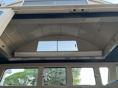 image 4 of interior