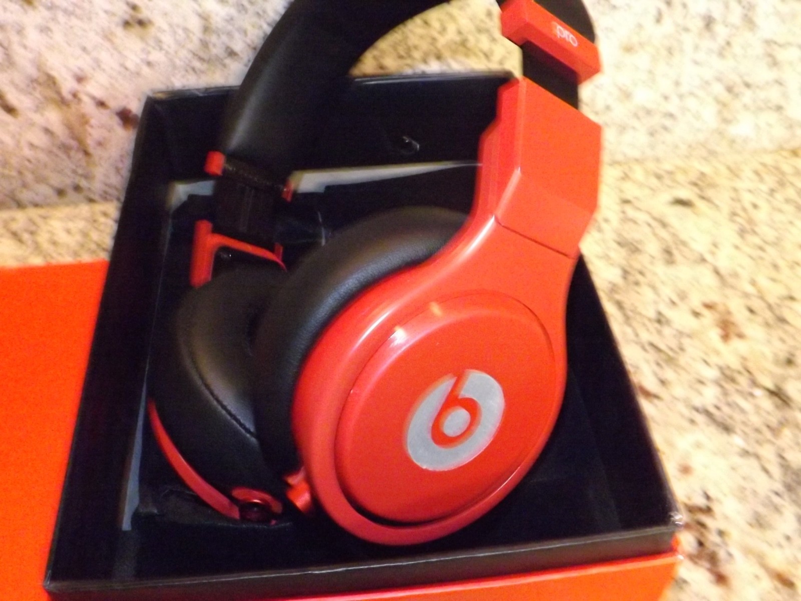 Beats Pro Wired Over-Ear Headphone-Lil Wayne Red/Black
