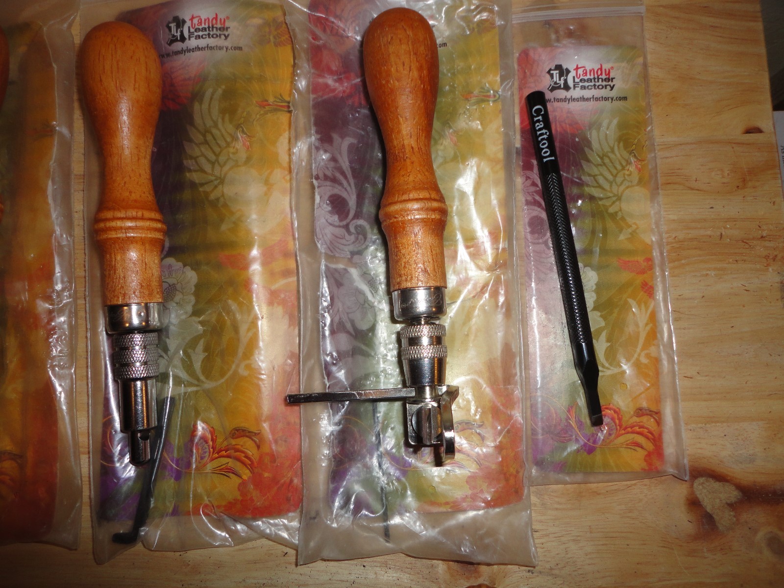 Lot of Tandy Leather Tools - Beveler , V-Gouge , Groover , Embossing Set , etc.