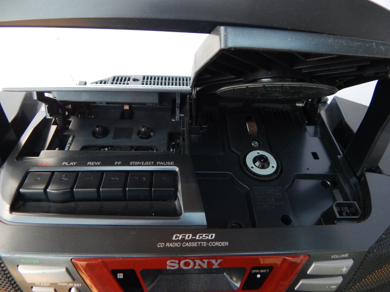 Sony CFD-G50 CD/Radio/Cassette Boombox W/Sealed Cassette Tape