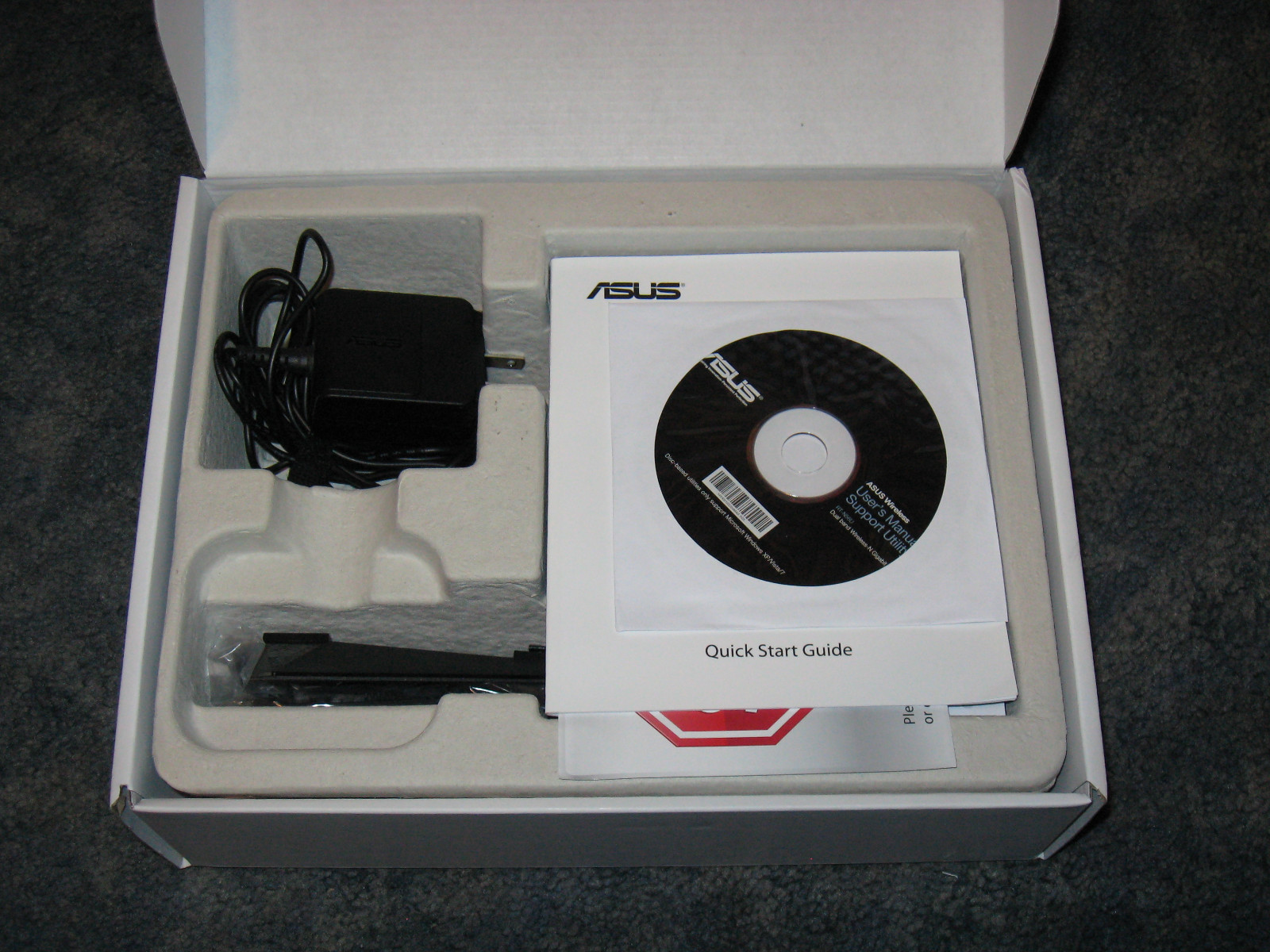 ASUS RT-N56U 300 Mbps 4-Port Gigabit Wireless N Router