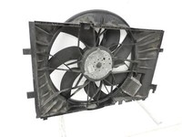 Mercedes W203 C220 01-04 CDI 2,2 105KW Lüfter Ventilator f. Kühler Mercedes W203 C220 01-04 29.03.2003 A2035000193... Vorschau 2