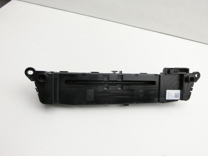 BMW F45 218d 14-18 Radio CD Bedienteil Player Audio Steuerung Tasten BMW F45 218d 14-18 21.09.2017 9371455... Vorschau 4