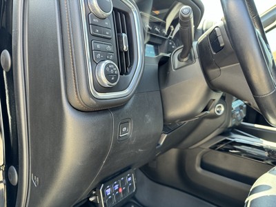 image 14 of interior
