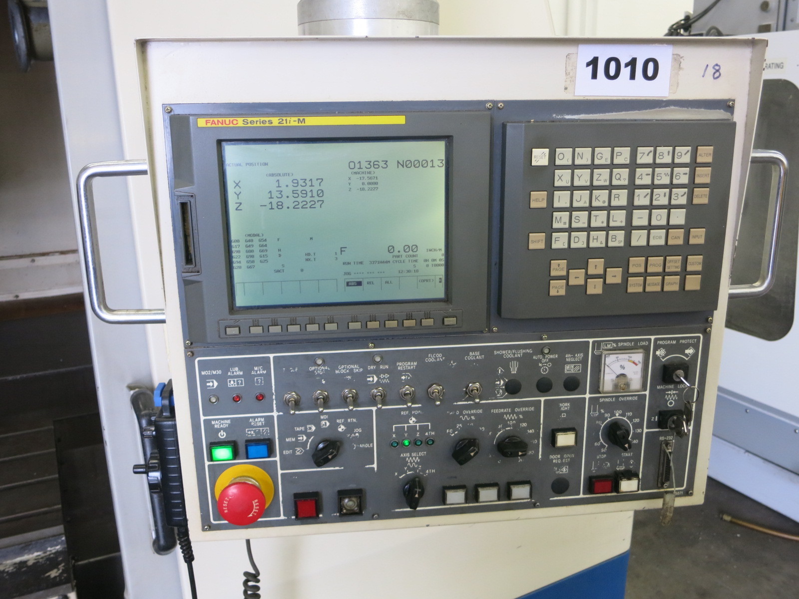 Daewoo Mynx 540 CNC Vertical Machining Center, 40 Taper, Fanuc 21iM CNC Control