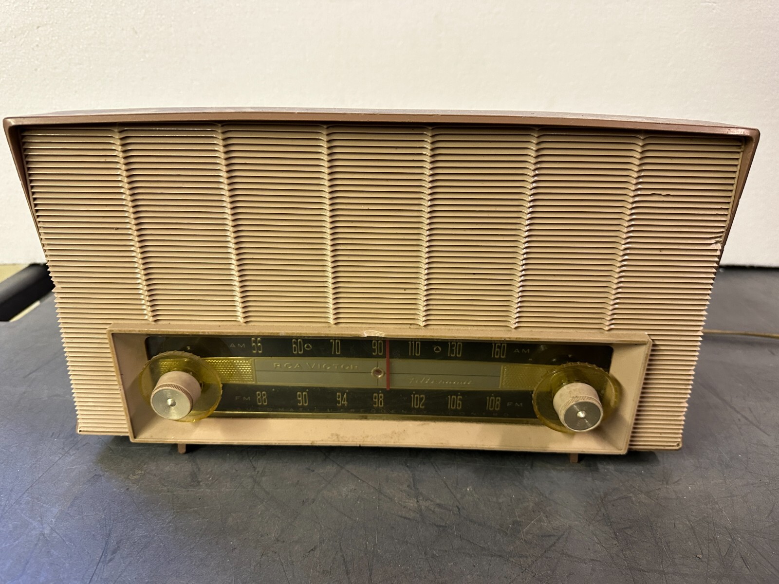 動作品　トムソン ヴィンテージ ラジオ 100V 7-4135 動作品 トムソン ヴィンテージ ラジオ 100V いやらしく 7-4135