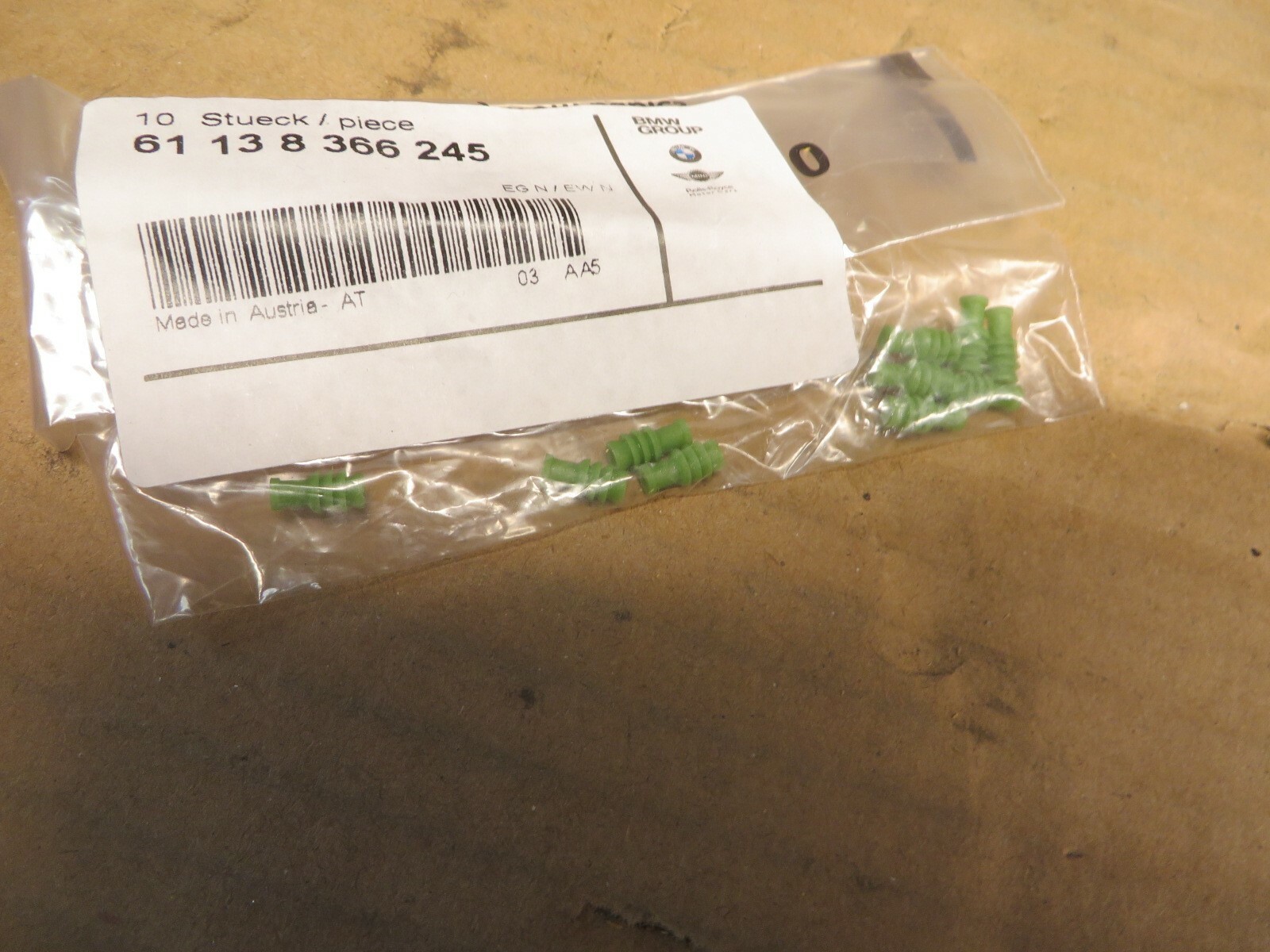 BMW HARNESS CONNECTOR INSULATOR 10 PACK OEM # 61138366245