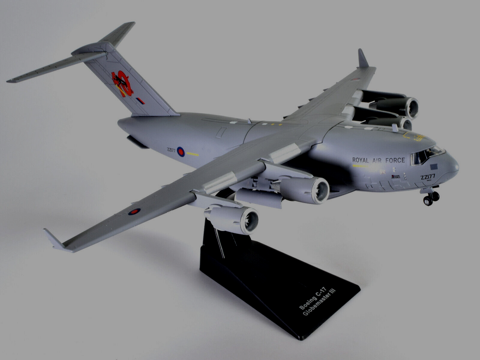 Boeing C-17 Globemaster III 1/400 グロマス Boeing C-17 Globemaster III SAC Heavy Airlift Wing 1/400 | eBay