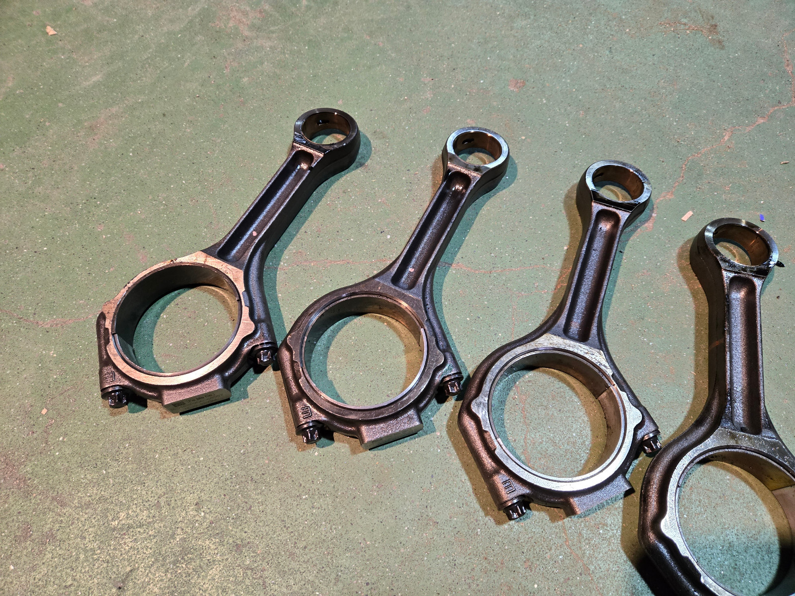 Connecting Rod SET Ford 6.7L Powerstroke Diesel BC3Q-6200-AA BC3Z-6200-A - Picture 2 of 8