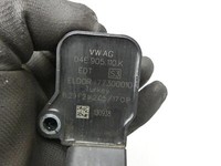 VW Polo V 6R 14-17 TSI 1,2 66KW Zündspule Zyl.2 VW Polo V 6R 14-17 25.04.2017 04E905110K 77300010 gebraucht Vorschau 5