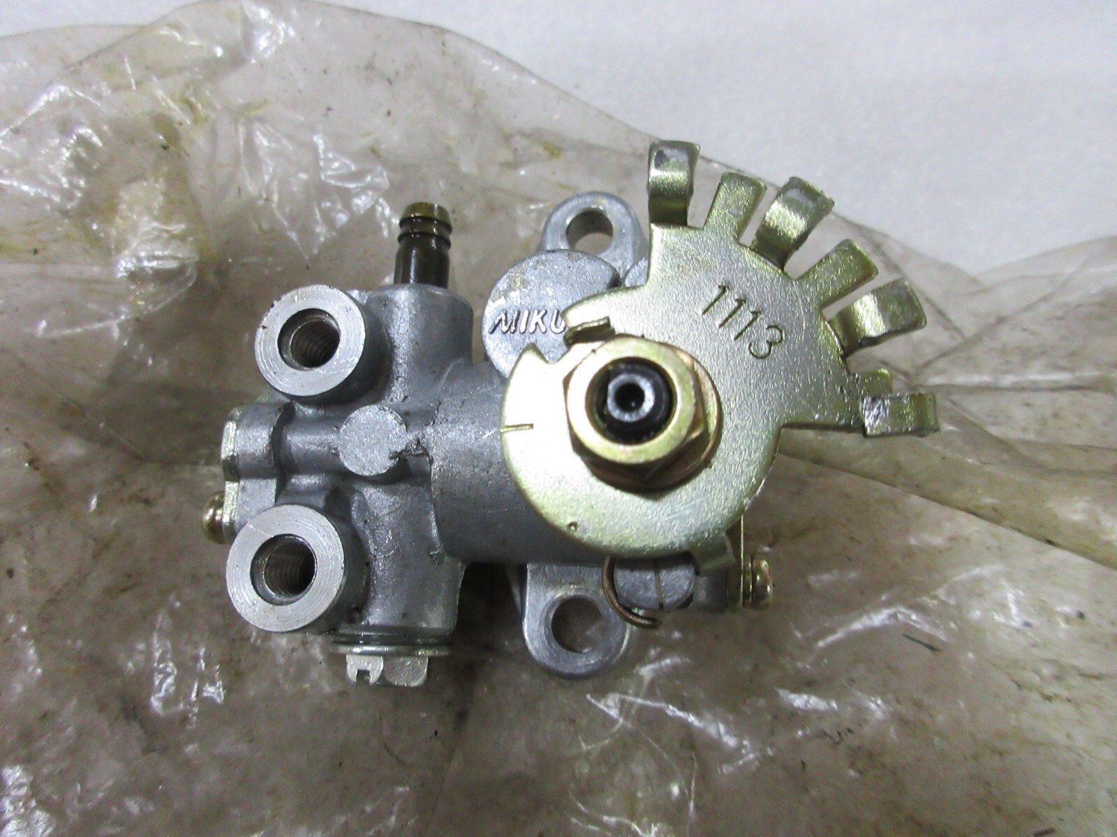 Kawasaki KRR ZX150 OIL PUMP ASSY NOS 2T PUMP 16082-1113 | eBay