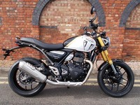 TRIUMPH SPEED 400