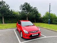 2011 HYUNDAI i30 COMFORT 1.6 AUTOMATIC PETROL FULL SERVICE HISTORY NEW MOT