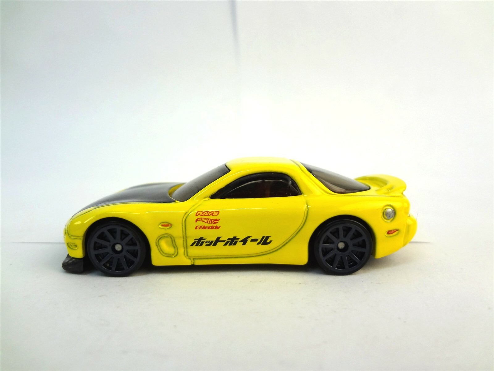 hot wheels mazda rx7 yellow