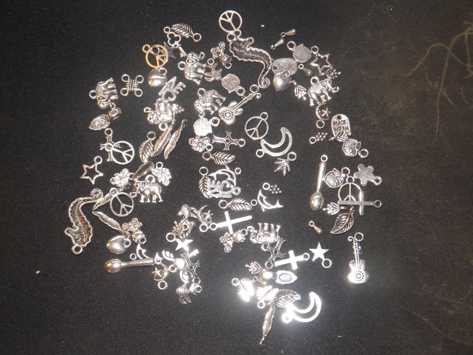 Wholesale Lot Of SILVER TONE Chains 50 Count with Lot TIBITAN Silver Pendants