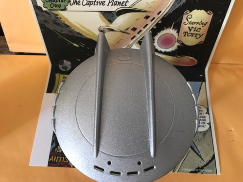 Flying Saucer From The Captive Planet