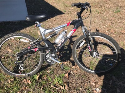 schwinn s30 mountain bike