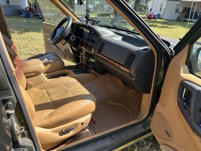 image 6 of interior