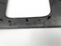 VW Touareg 7L 06-10 Blende Einbaurahmen für Mittelkonsole VW Touareg 7L 06-10 18.05.2007 7L6863916ER gebraucht Vorschau 7