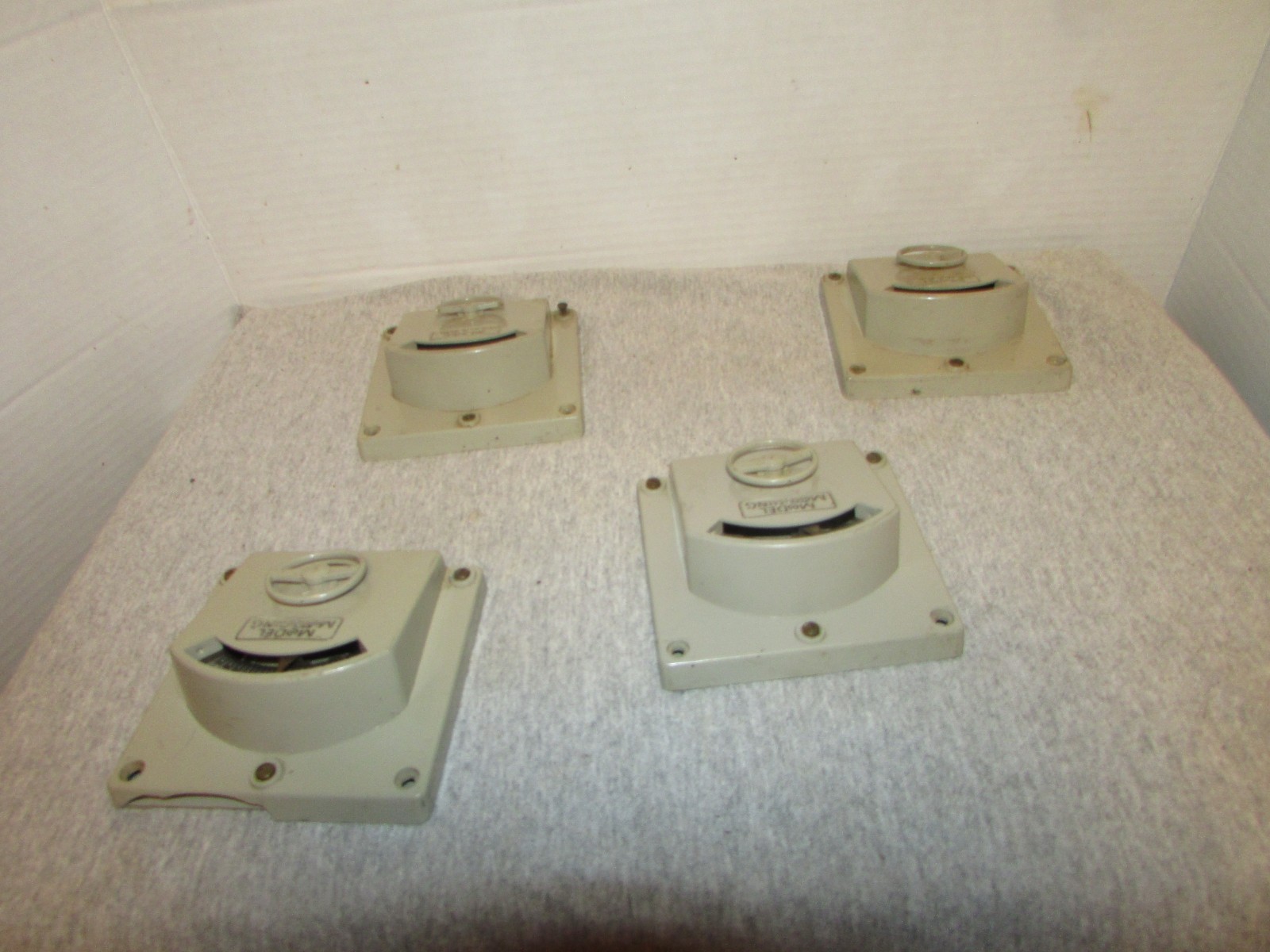 Lot Of 4 Vintage Aurora Model Motoring Steering Wheel Controllers  10-120