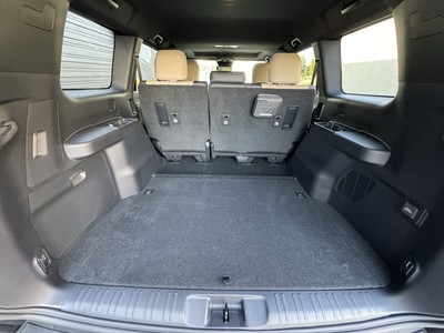 image 12 of interior