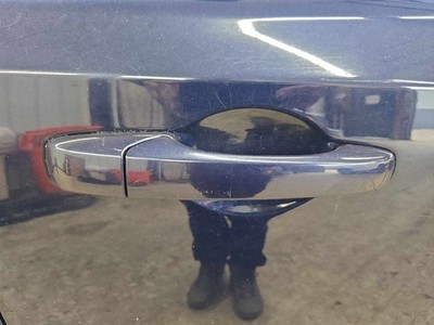 Used Right Front Outside Door Handle fits: 2014 JEEP PATRIOT