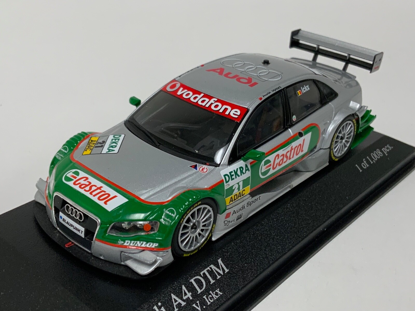 ミニチャンプス】Audi A4 DTM 2004 M Ekström Minichamps 1/43