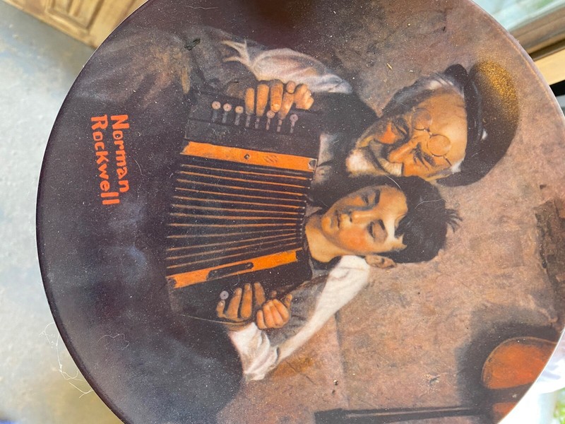 COLLECTOR PLATE NORMAN ROCKWELL HERITAGE COLLECTION THE MUSIC MAKER