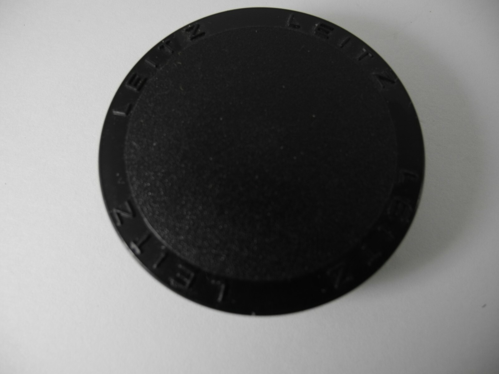 LEICA # 14172 51MM FRONT LENS CAP FOR 28MM F2.8, 50MM F1.4 SUMMILUX R LEICA R