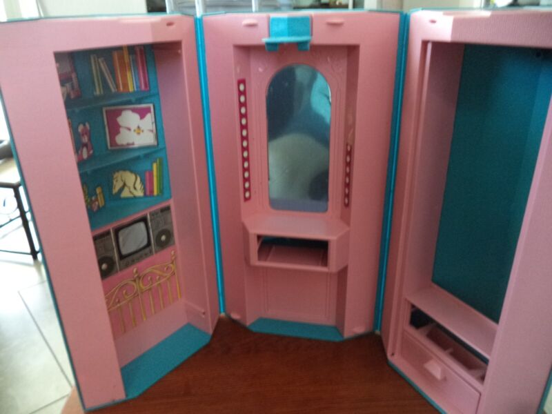 Vintage Barbie - 1984  Home Office Studio Day To Night Plastic Carrying Case Htf