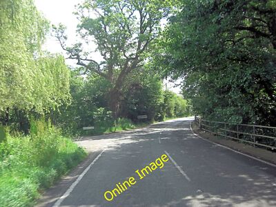 Photo 6x4 B3001 junction with Fulbrook Lane Elstead  c2014