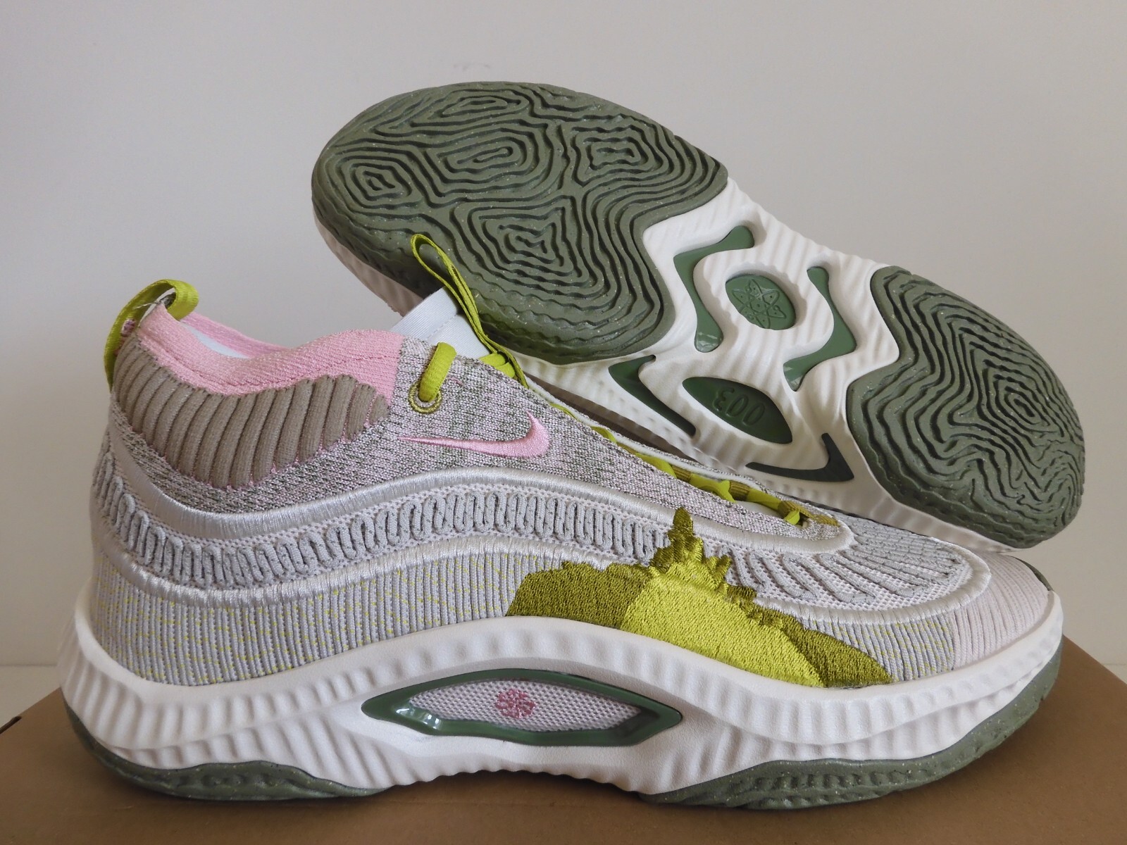 ナイキ NIKE COSMIC UNITY3 28cm 未使用品 Amazon | [ナイキ] コズミック ユニティ 3 COSMIC UNITY 3
