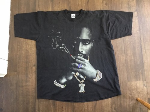 Vintage Tupac T-Shirt Rap Tee Smoking Bedazzled Sequins Stud Vintage Tupac T-Shirt Rap Tee Smoking Bedazzled Sequins Stud