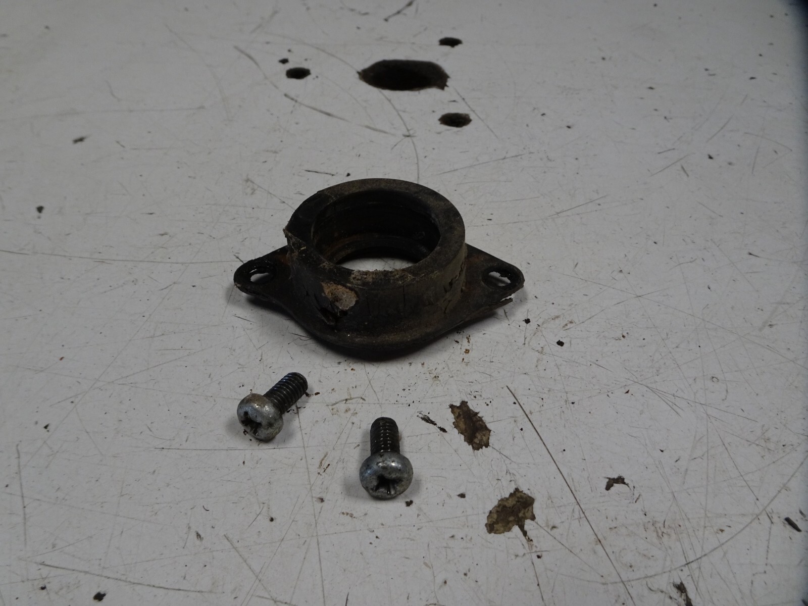 1973 Kawasaki F7 175 Big Horn Intake Boot / Manifold | eBay 1973 Kawasaki F7 175 Big Horn Intake Boot / Manifold | eBay