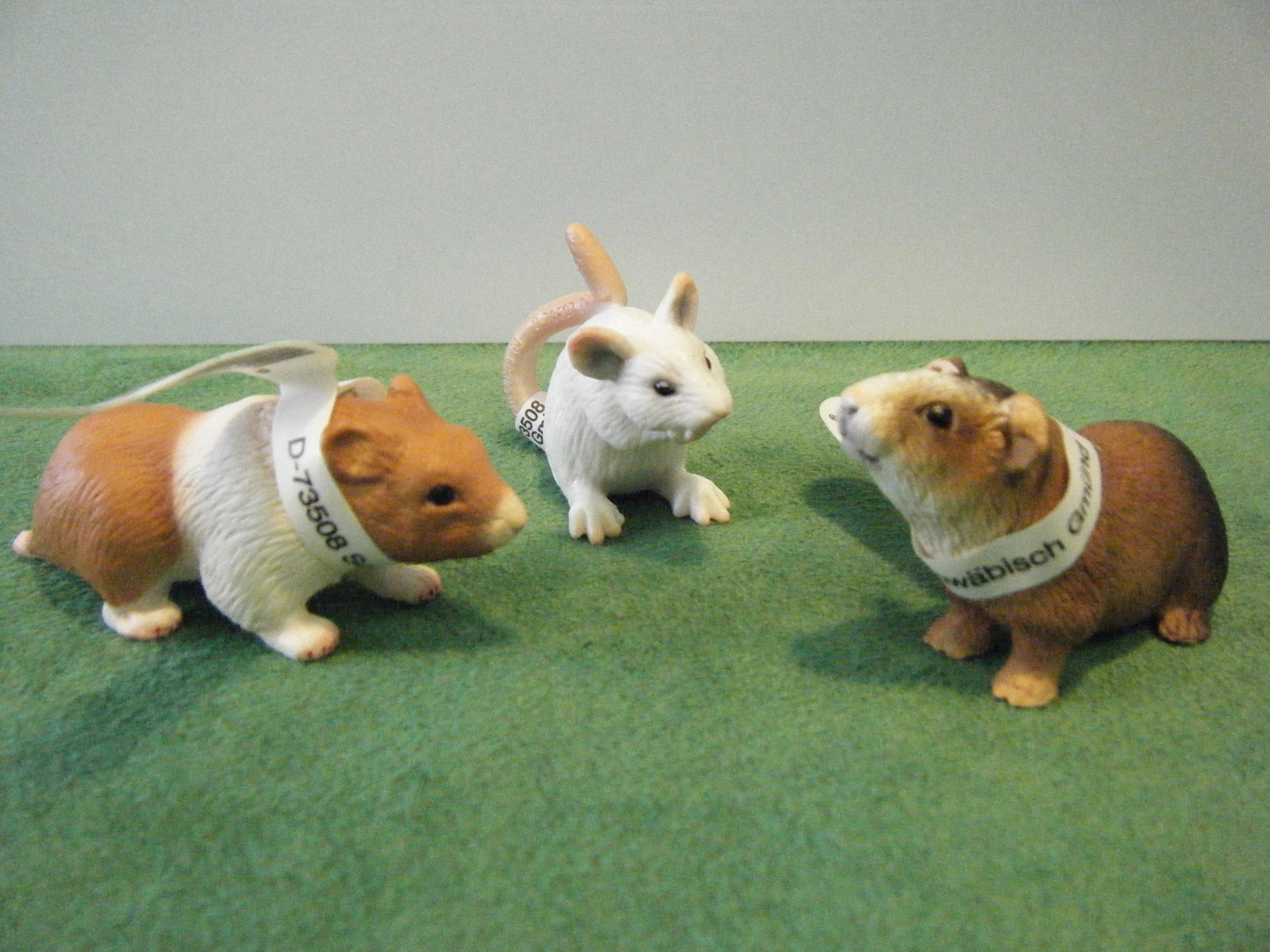 schleich 生垣 30659 Amazon.com: Schleich Wild Life, Detailed and Realistic