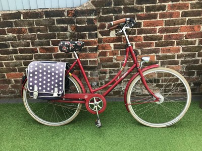 Pashley Britannia Women’s Red Traditional Bike Medium Frame 5 Speed + Basket