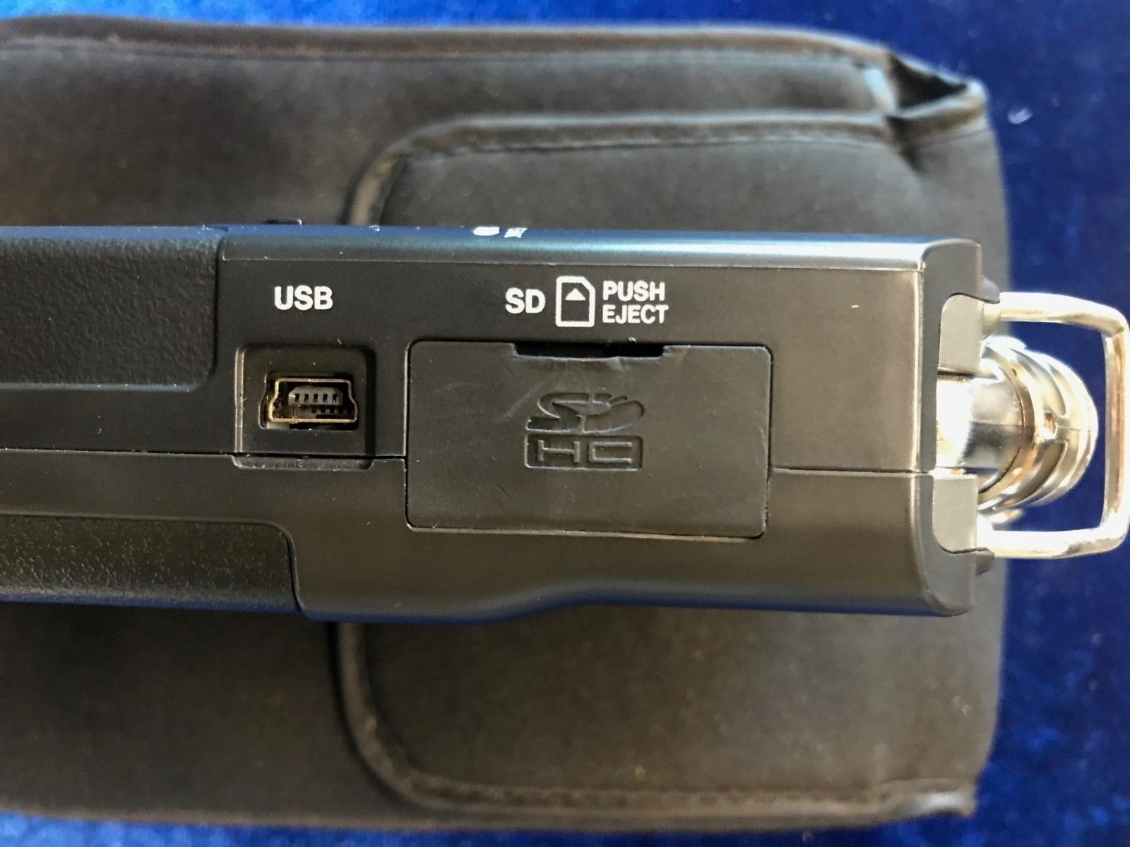 TASCAM DR-40 Linear PCM 4-Track Handheld Portable Audio Recorder