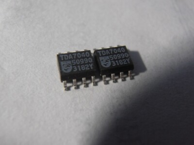 4x TDA7040T   Low voltage PLL stereo decoder SO8  PHILIPS