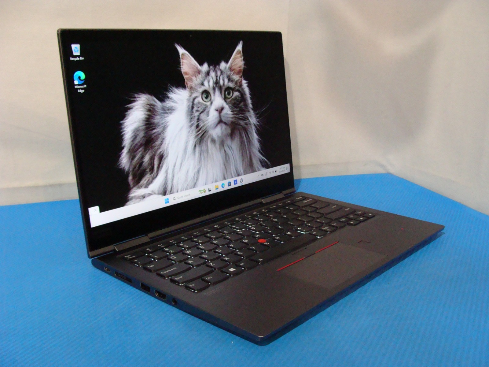 Lenovo ThinkPad X1 Yoga Gen 4 14" QHD Touch i7-10510U 16GB 512GB SSD - Thumbnail 2