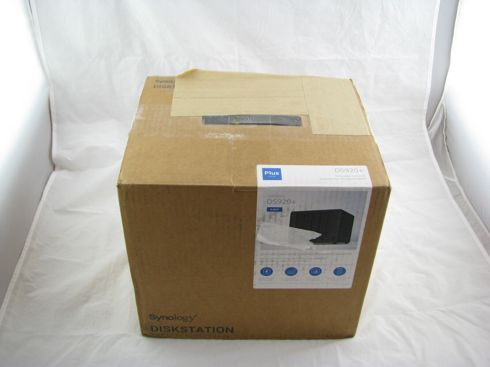 OPEN BOX Synology DS920+ 4 Bay NAS DiskStation Diskless 4GB OPEN BOX Synology DS920+ 4 Bay NAS DiskStation Diskless 4GB