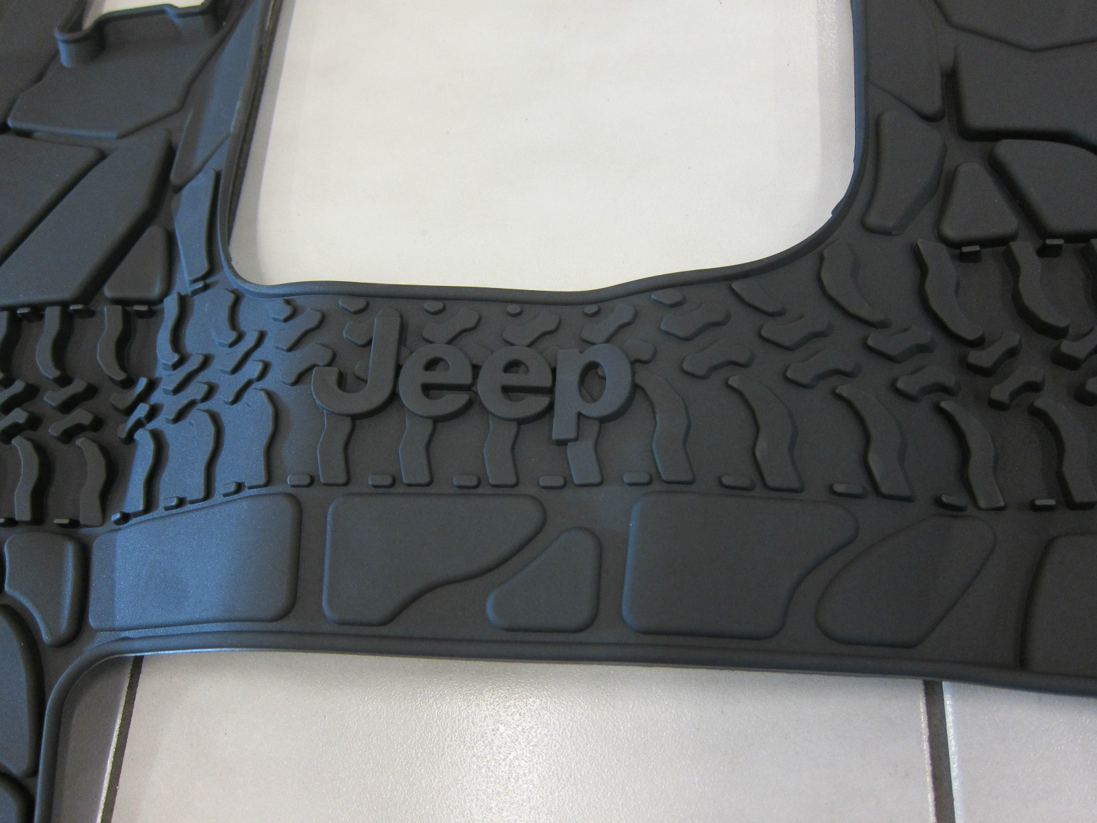 142018 Jeep Wrangler JK Unlimited All Weather Rubber Slush Floor Mat
