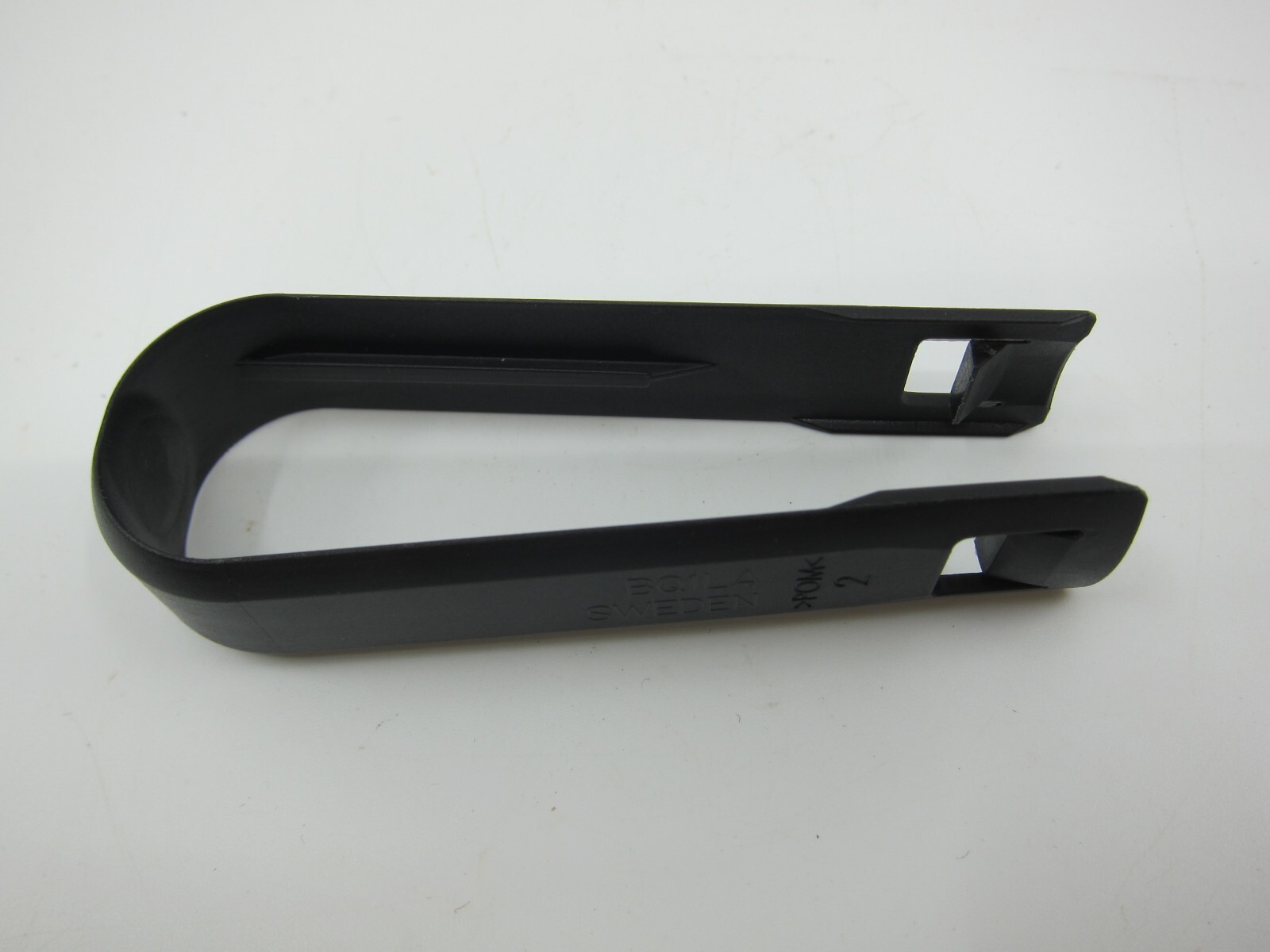 Genuine Volvo Lug Nut Cap Removal Tool Tweezer Cover Protector OEM