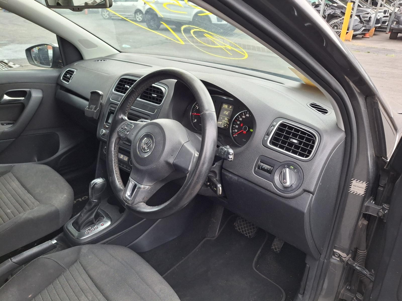 VOLKSWAGEN POLO 2010-2014 AIR CLEANER/BOX AIR CLEANER, 6R, 1.2, PETROL, 05/10-05 - thumbnail 5